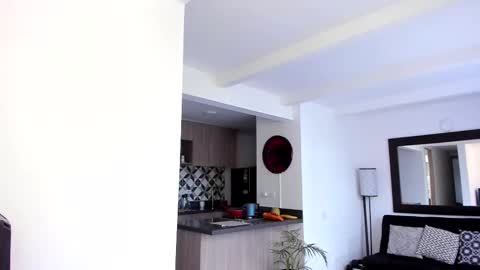 tony muscle1 online show from March 8, 9:51 pm