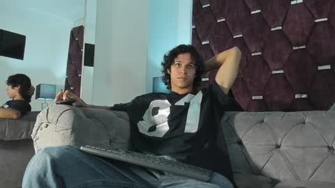 Tony Benedetti online show from April 1, 8:06 pm