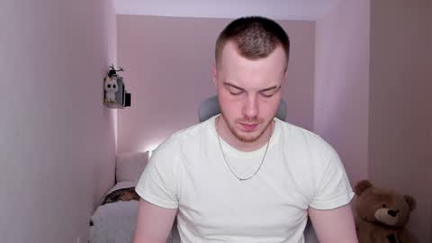 toohornyserj online show from December 22, 11:41 pm