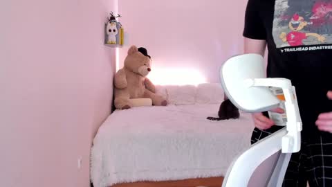 toohornyserj online show from January 23, 12:35 am