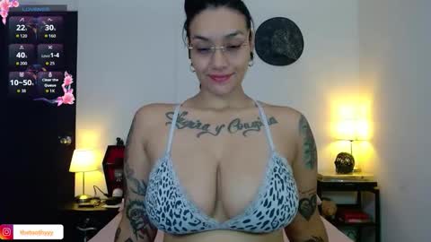 toothyy online show from September 24, 12:45 pm