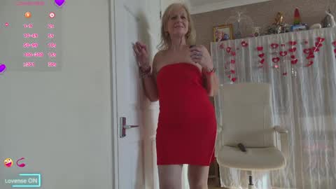 TopazXXX online show from April 7, 4:09 pm