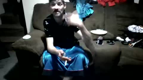 SagMeOreduceMe online show from April 10, 8:30 am