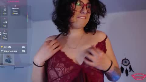 tori_just online show from November 18, 5:49 pm