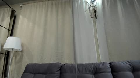 Snapshot of torinova chatting on December 15, 8:04 pm         online show from December 15, 8:04 pm