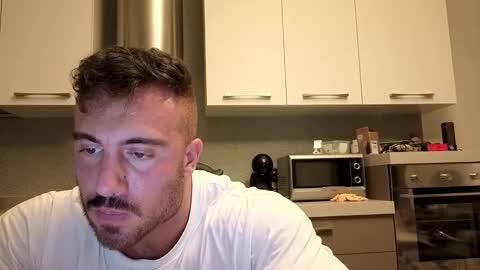 toro_arrapato online show from December 3, 5:02 pm