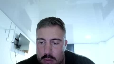 toro_arrapato online show from March 21, 3:12 am