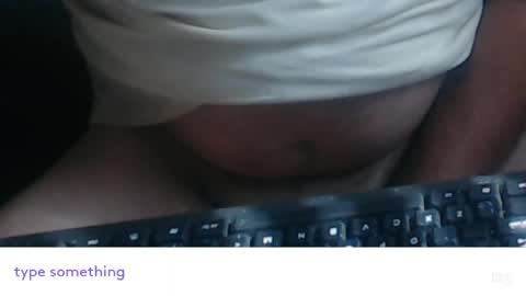 tosh987654321 online show from May 28, 3:10 pm