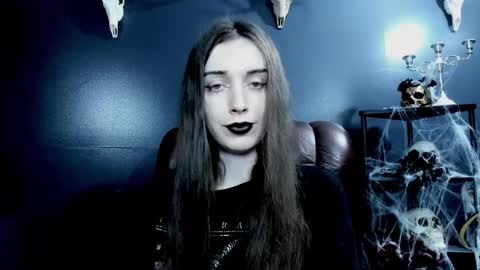 toxicdomme online show from February 18, 8:30 pm