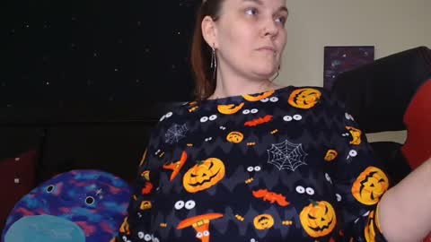 Lilly Miss Mistress Goddess Maam Queen Boss online show from October 16, 8:47 am