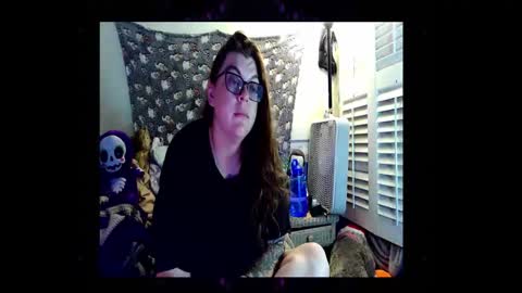 Toxiclove1311 online show from November 17, 11:40 pm