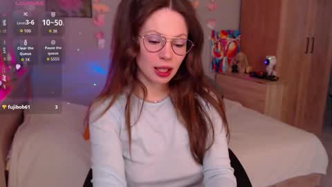 toxkiss online show from March 6, 6:56 am