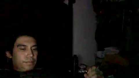 toyboy07100 online show from December 7, 6:15 am