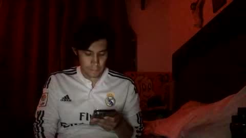 toyboy07100 online show from December 15, 10:07 am