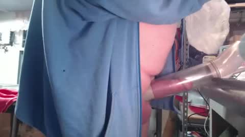 toydoc103 online show from April 11, 10:08 am