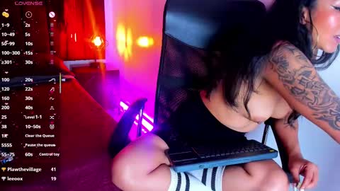 tracy online show from February 19, 8:12 am