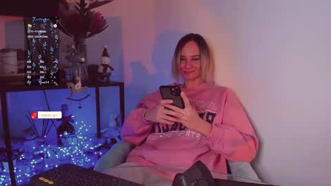 Hey my name is Kiri Kiri online show from December 13, 7:53 pm