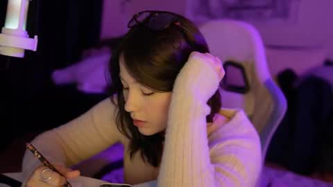 Ariana and Erik online show from September 21, 5:39 pm