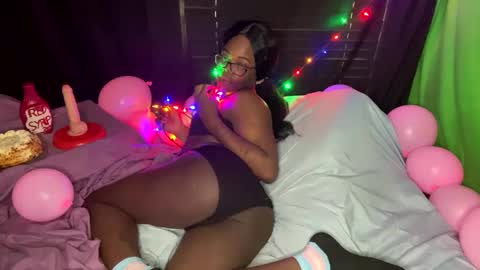 TransDomme Omi online show from September 25, 9:33 pm