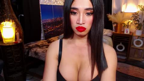 ROSY TAN  BE MY KING DONT FORGET TO FOLLOW AND THUMBS UP ME online show from October 21, 6:00 pm