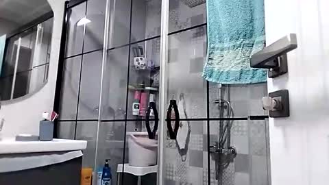 Big Head Cock online show from April 18, 9:15 pm