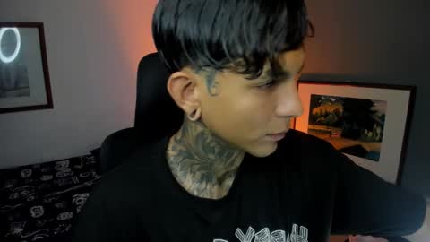 TRAV - INDEPENDENT MODEL online show from November 7, 7:33 am