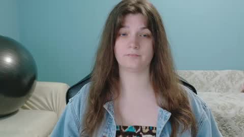 TreeJeanne online show from June 4, 4:46 pm