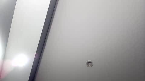 trevluv77 online show from November 11, 9:33 am