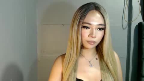 trexie_fucks15 online show from September 26, 2:25 pm