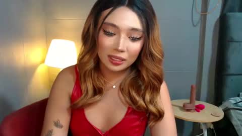trexie_fucks15 online show from November 14, 3:58 pm