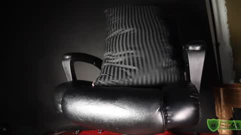 treyyzaddyy online show from April 21, 5:20 pm