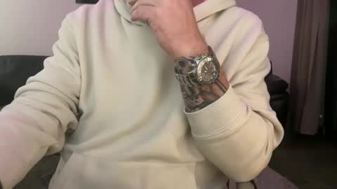 trickyrich69 online show from January 18, 1:14 am