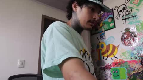 - trieone online show from March 3, 5:09 pm