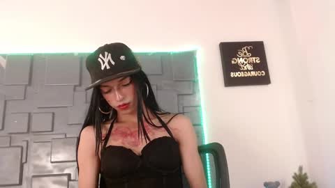 trinity_knox online show from September 19, 6:22 pm