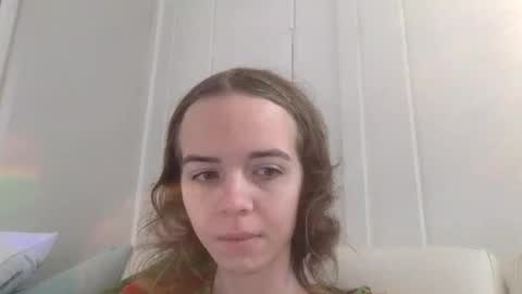 trippybb222 online show from December 18, 4:35 pm