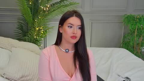 trisha_winslet online show from January 7, 11:04 am