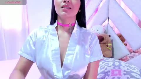 Trissha online show from November 13, 11:57 am