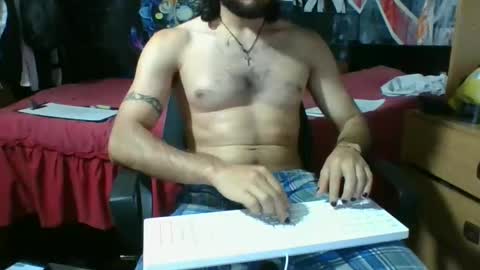 Snapshot of trizquelmen chatting on October 8, 3:56 am Andrew online show from October 8, 3:56 am