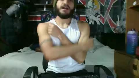 Snapshot of trizquelmen chatting on February 12, 11:51 am Andrew online show from February 12, 11:51 am