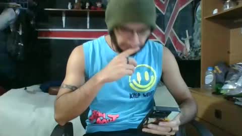 Snapshot of trizquelmen chatting on January 20, 11:35 am Andrew online show from January 20, 11:35 am