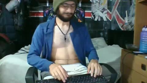 Snapshot of trizquelmen chatting on February 14, 3:58 pm Andrew online show from February 14, 3:58 pm