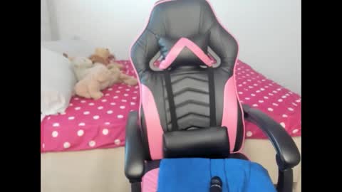 Taria online show from March 6, 3:02 pm