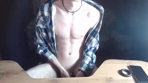 Snapshot of trone41 chatting on January 21, 4:48 pm I POST MY FUCKING VIDEOS AND PICS    online show from January 21, 4:48 pm