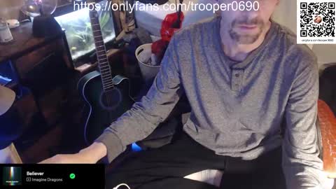 trooper0690 online show from December 22, 7:42 pm