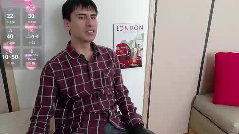 Snapshot of troy_boy20 chatting on October 21, 8:56 pm Troy online show from October 21, 8:56 pm