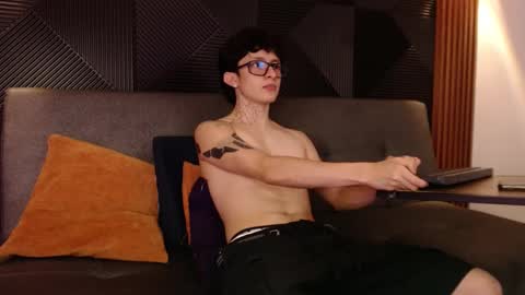 Troy online show from March 10, 8:56 pm