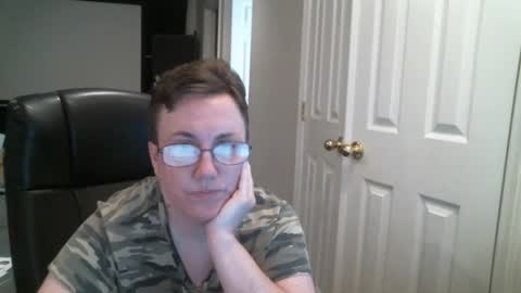 Truly Rainbow online show from December 8, 6:06 pm