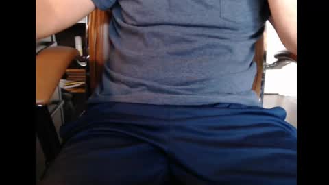 trvler72 online show from April 26, 9:45 pm