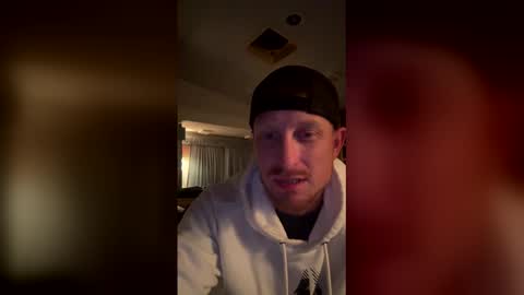 tryagainbish296 online show from May 3, 3:12 am