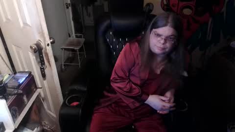 Anne online show from May 12, 4:05 pm